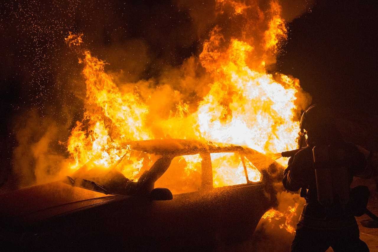 The Strong Fire Season Gap Between Eastern Australia And North America Is Increasing