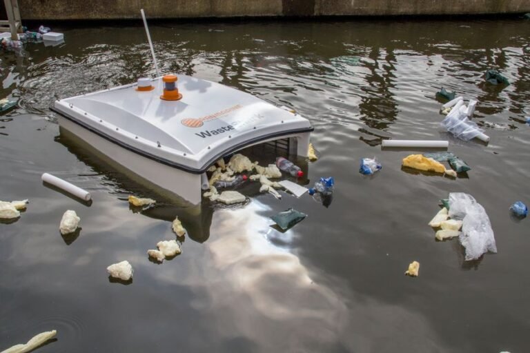 WasteShark – Super Solution To Tackle Waste