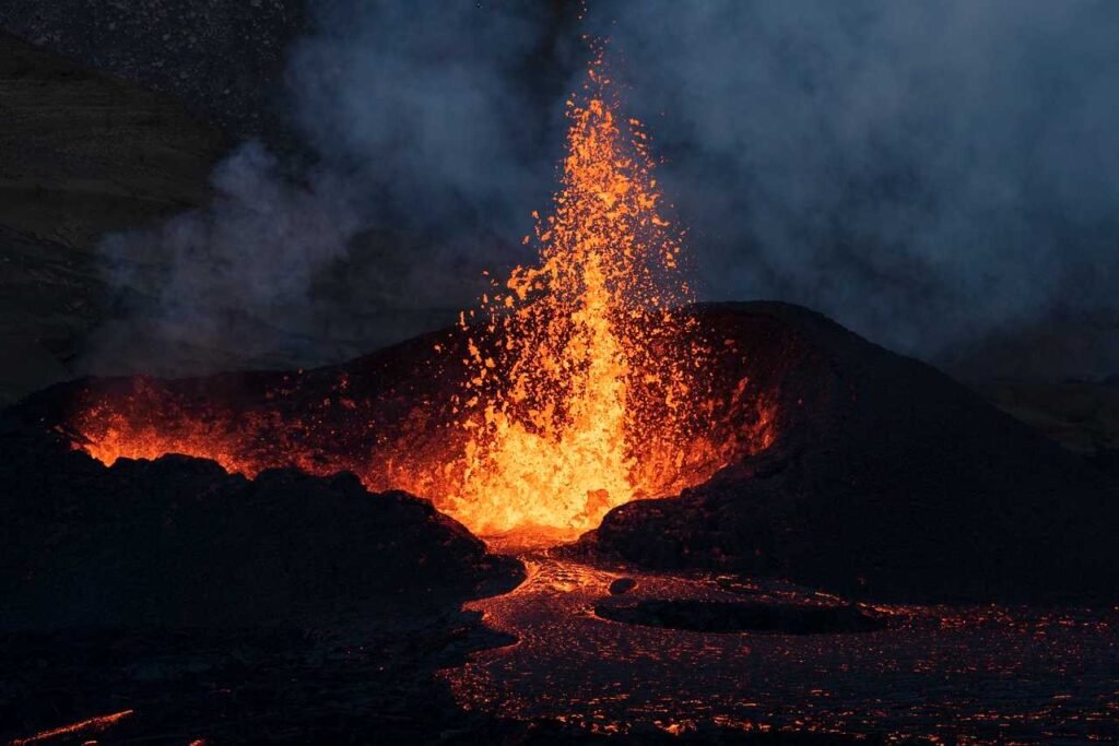 It's Amazing How Trees can Help Detect Volcano Eruption How Trees can Help Detect Volcano Eruption?